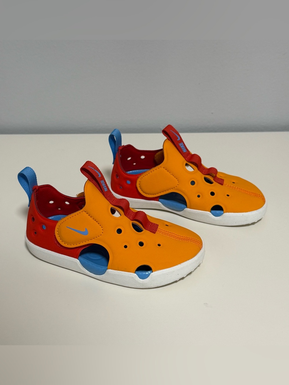 Nike Sunray Protect 4 Baby US 8C Orange & Red Like New